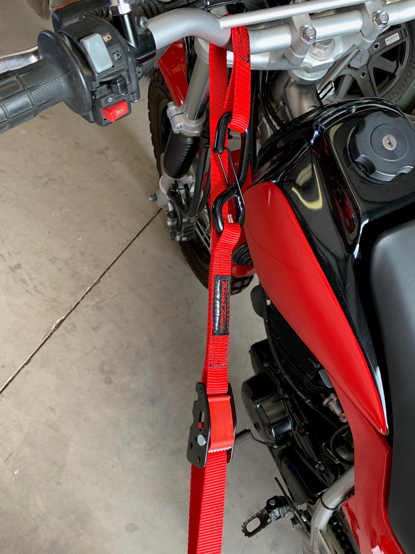 1" x 8' Cam-Lock Tie Down with Soft Tie