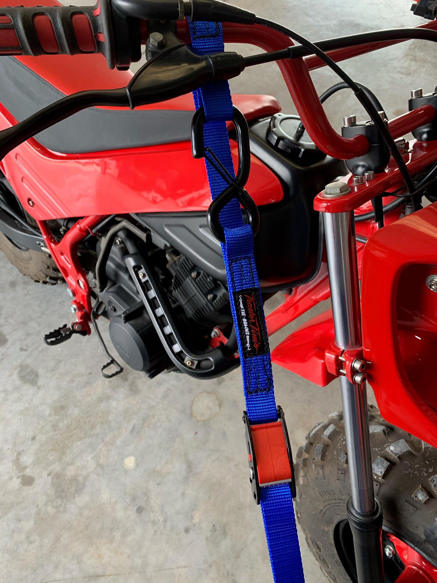 1" x 8' Cam-Lock Tie Down with Soft Tie